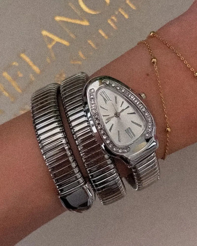 Elegant and Fashionable Snake Watch